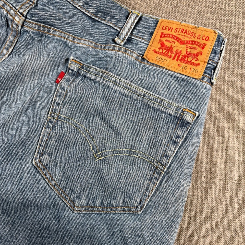 Levi's 501 Straight Leg Jeans Mens 42x30 Light Wash Distressed Cotton Denim